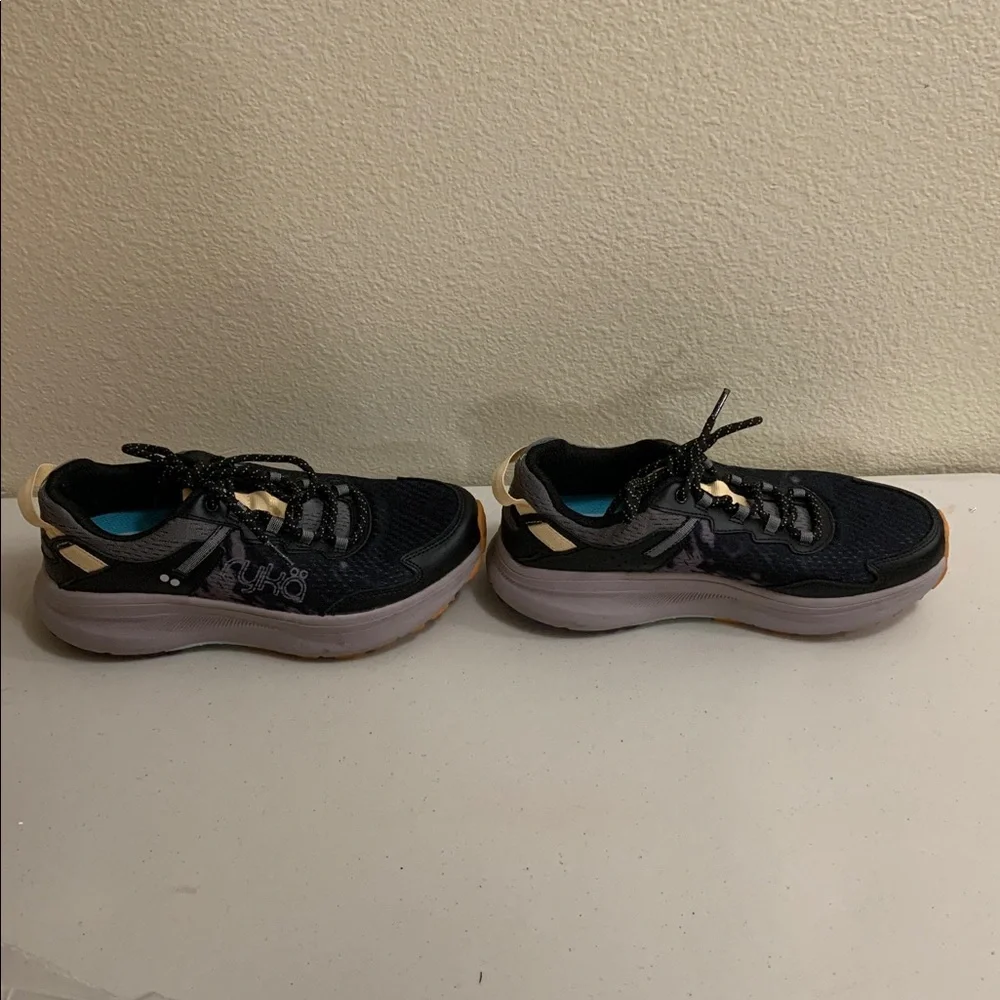 Ryka Taiga Trail Black Hiking Sneakers Shoes Women’s Size 7 Performance Rubber
